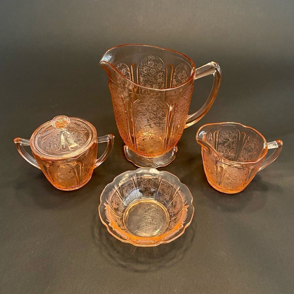 Vintage Jeannette Glass Co. Set Of 4 CHERRY BLOSSOM Pink Glass
